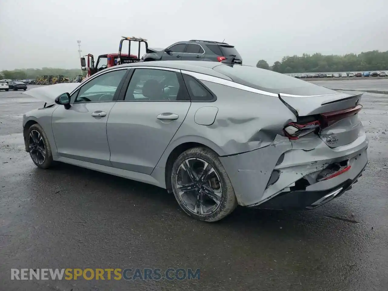 2 Photograph of a damaged car 5XXG64J21MG062855 KIA K5 2021