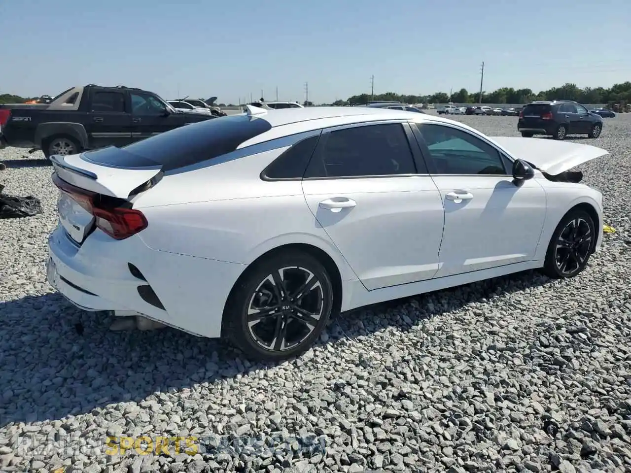 3 Photograph of a damaged car 5XXG64J22MG076277 KIA K5 2021