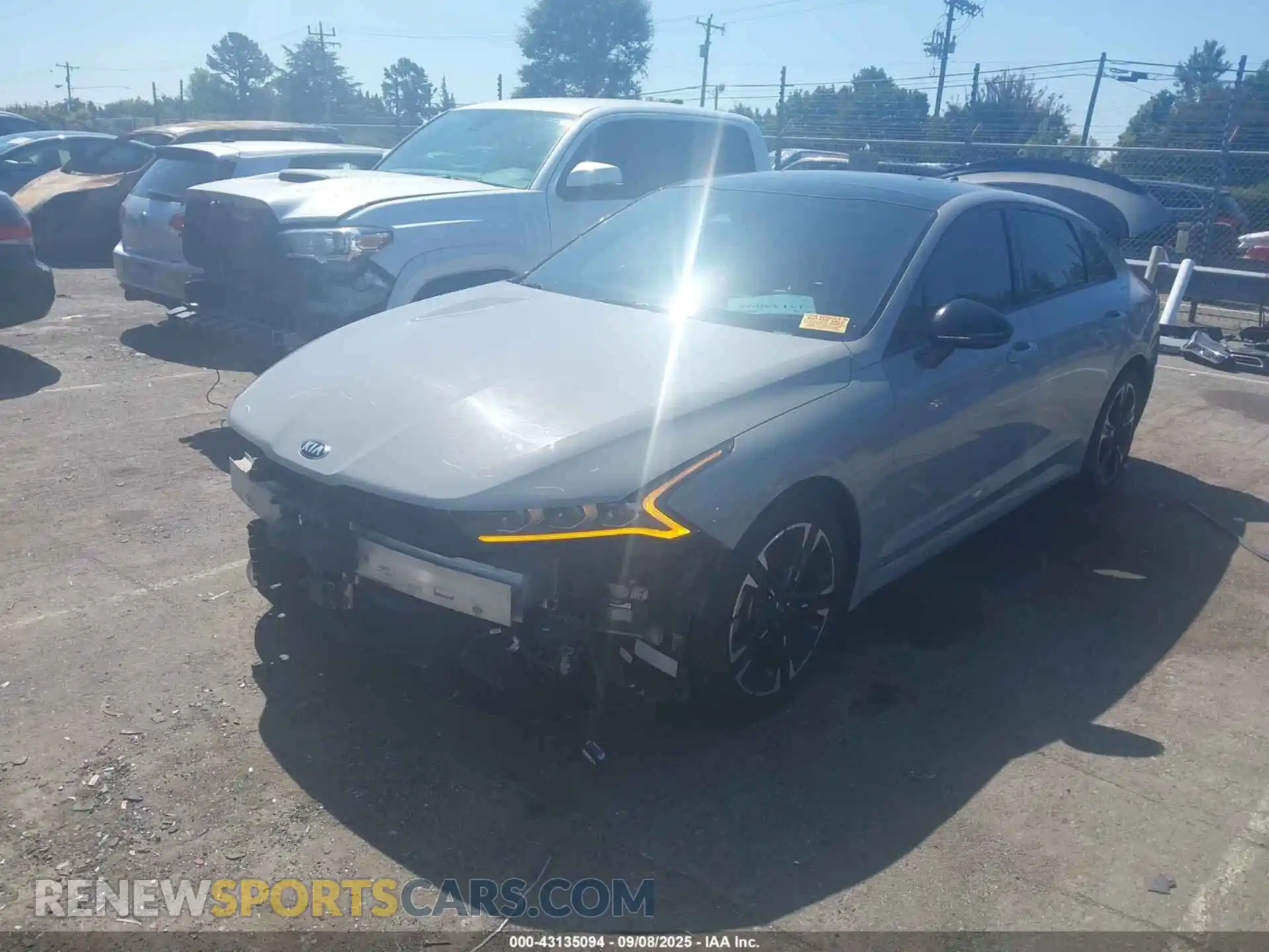 2 Photograph of a damaged car 5XXG64J24MG005534 KIA K5 2021