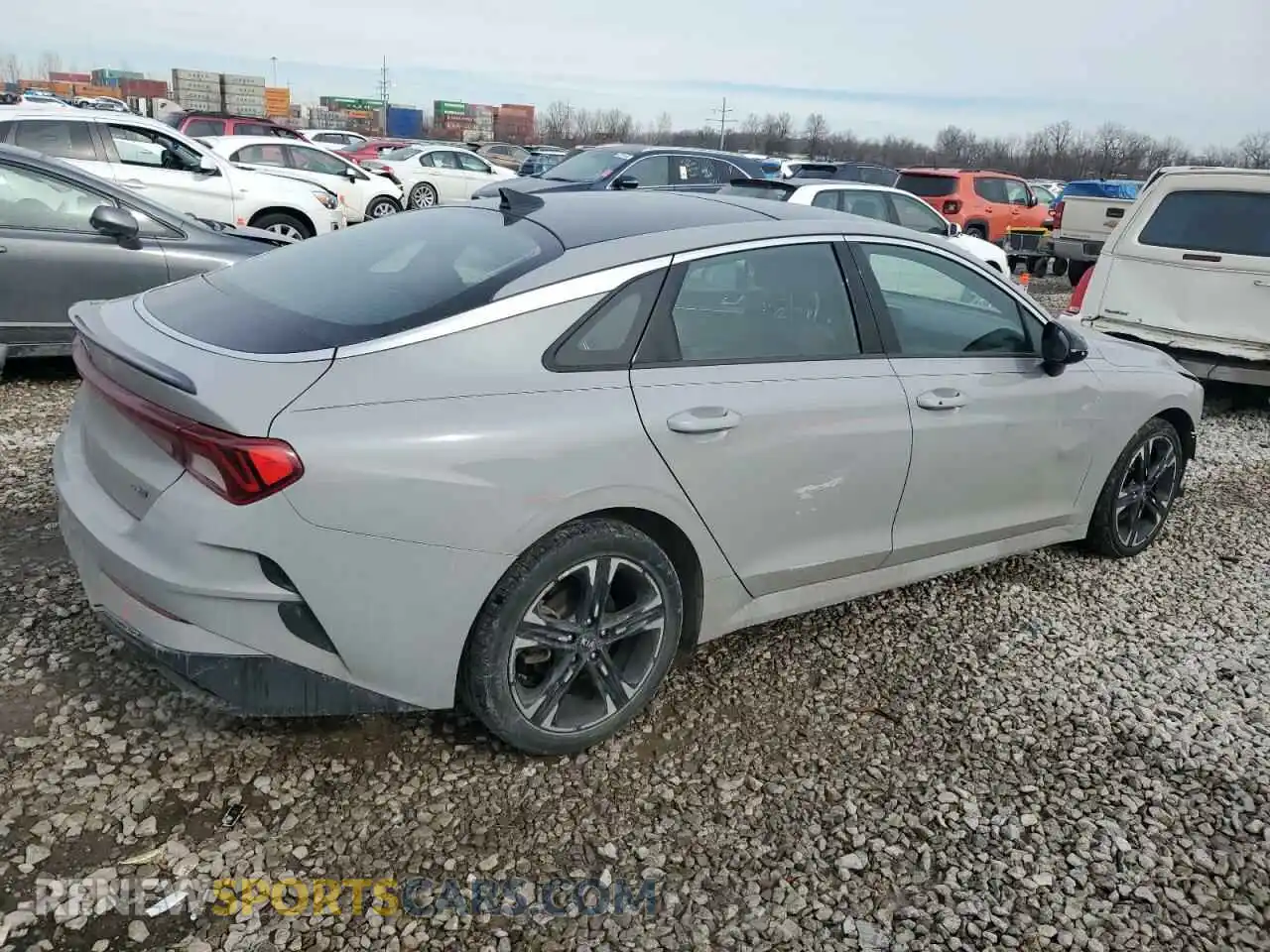 3 fotografías del automóvil dañado 5XXG64J25MG024304 KIA K5 2021