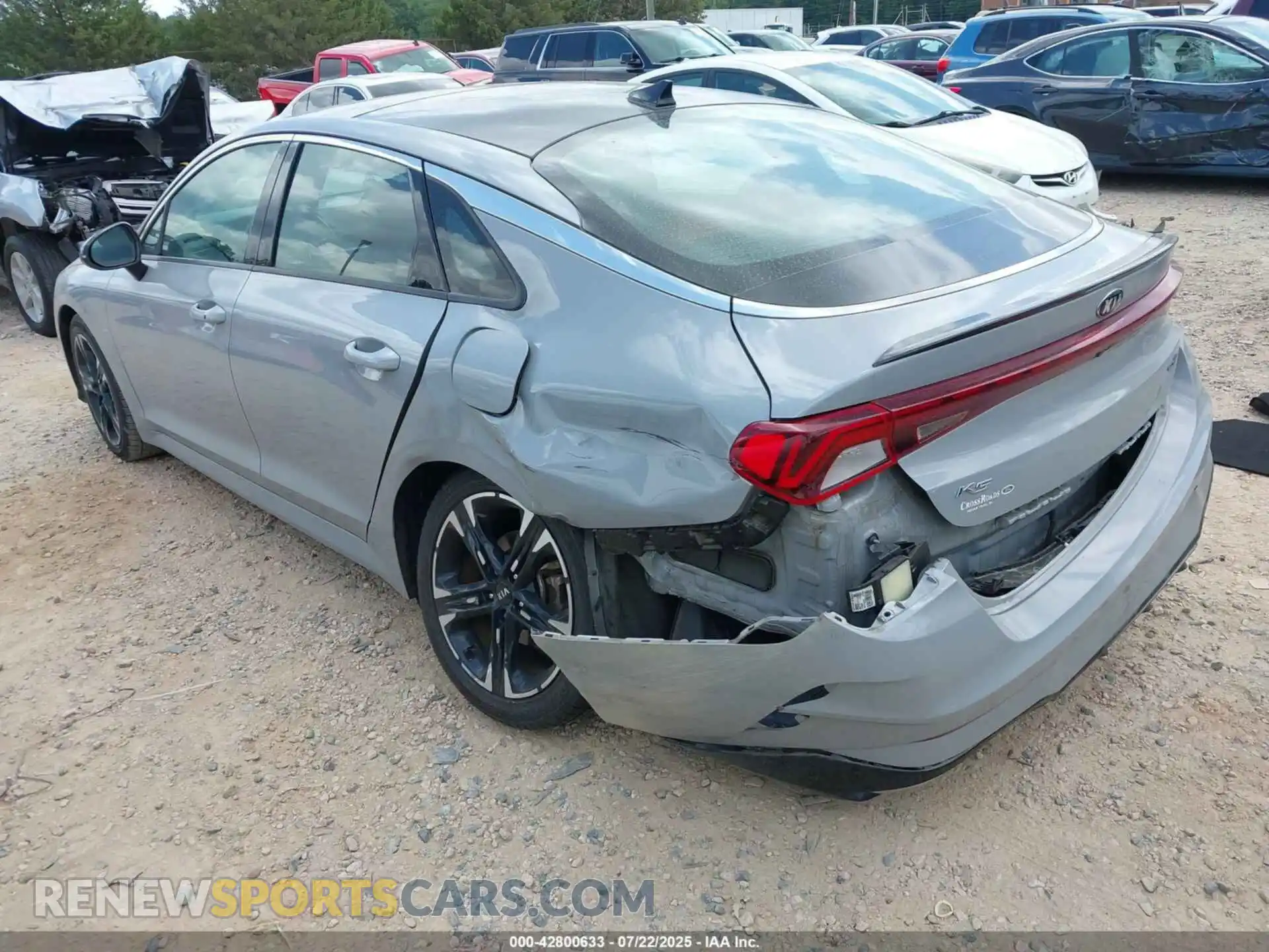 3 Photograph of a damaged car 5XXG64J25MG079237 KIA K5 2021