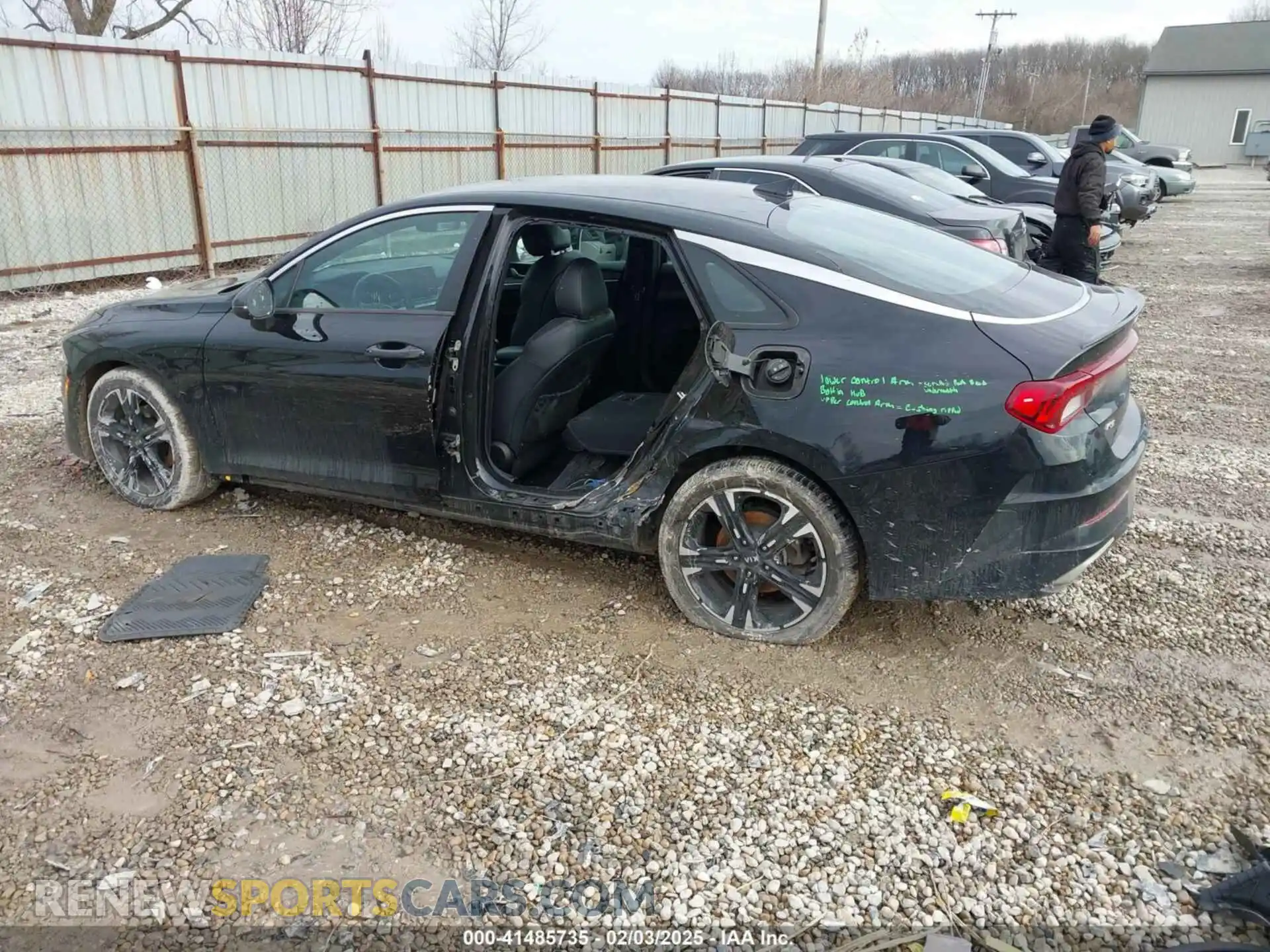 3 Photograph of a damaged car 5XXG64J26MG052385 KIA K5 2021