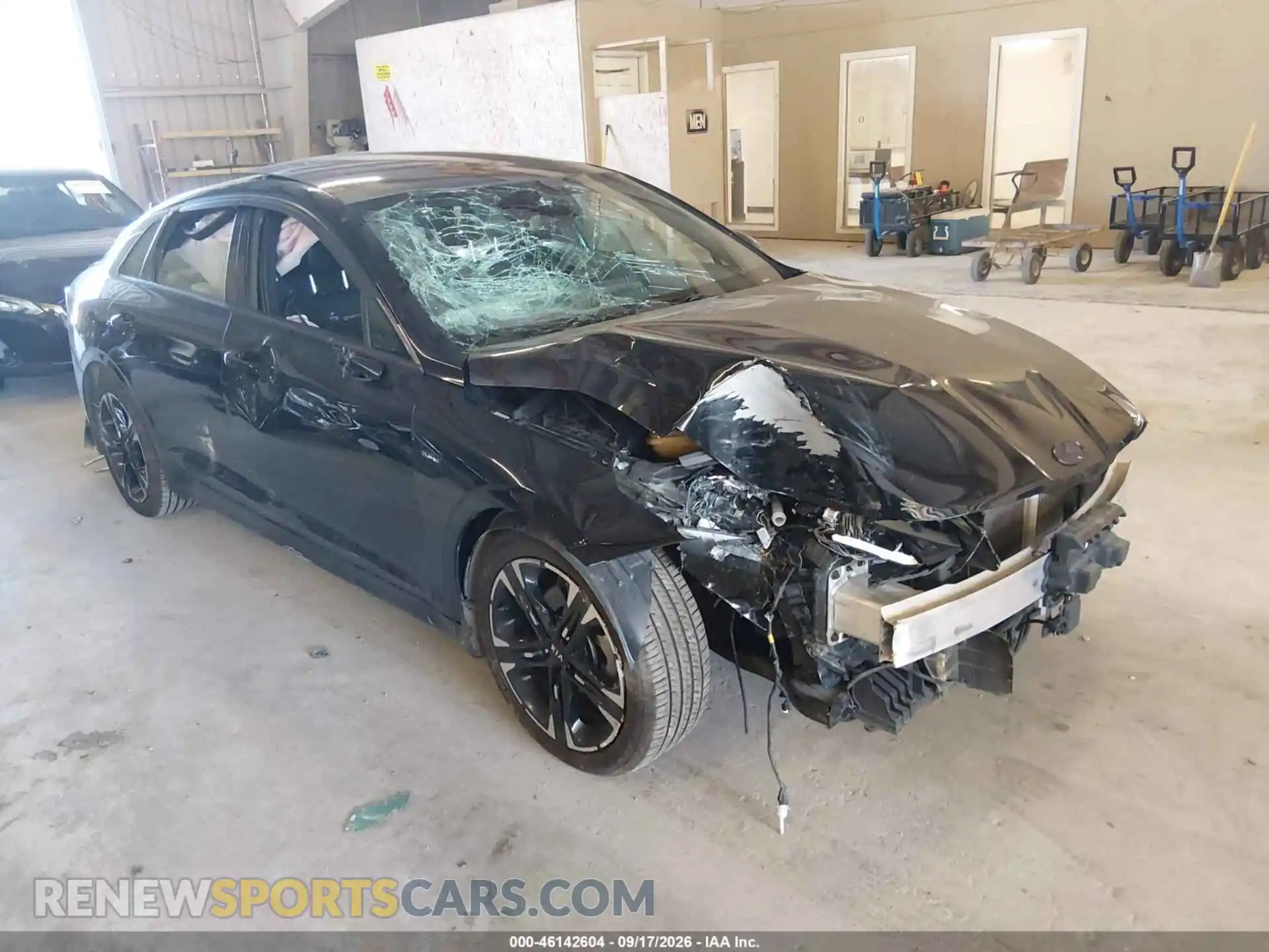 1 Photograph of a damaged car 5XXG64J27MG063895 KIA K5 2021