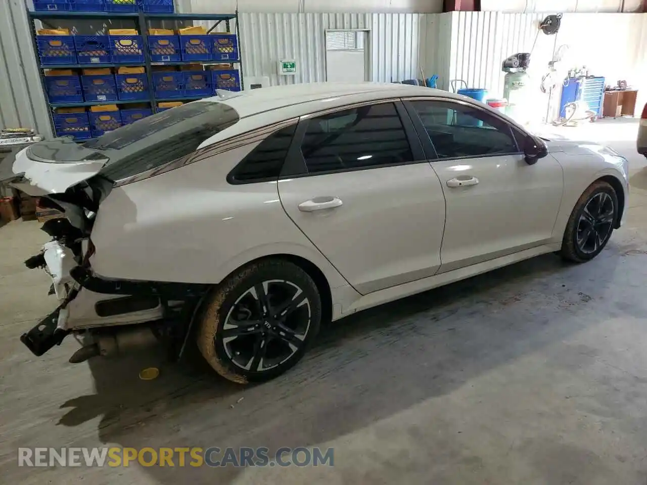 3 Photograph of a damaged car 5XXG64J28MG057359 KIA K5 2021