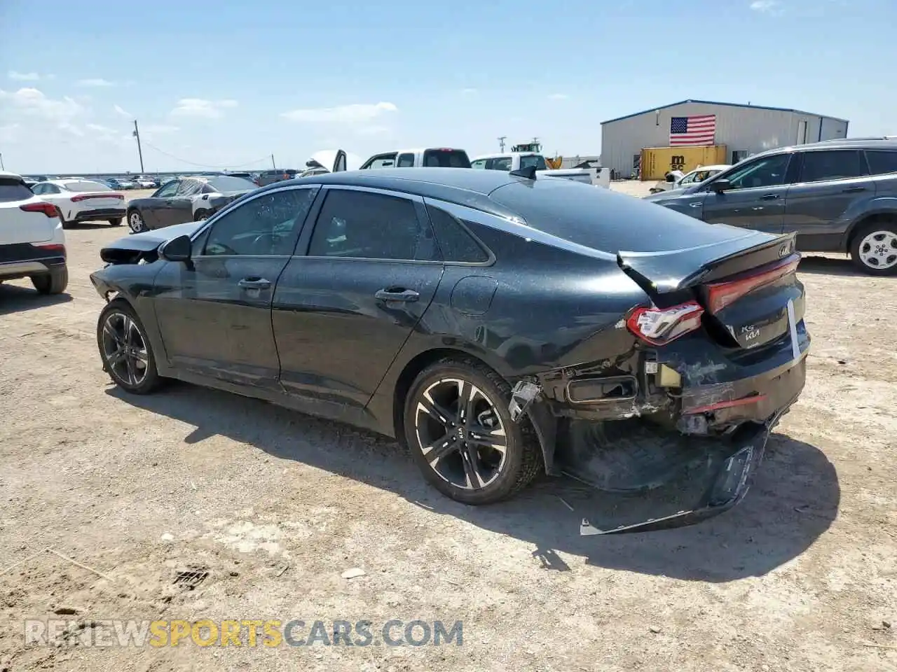 2 Photograph of a damaged car 5XXG64J28MG081175 KIA K5 2021