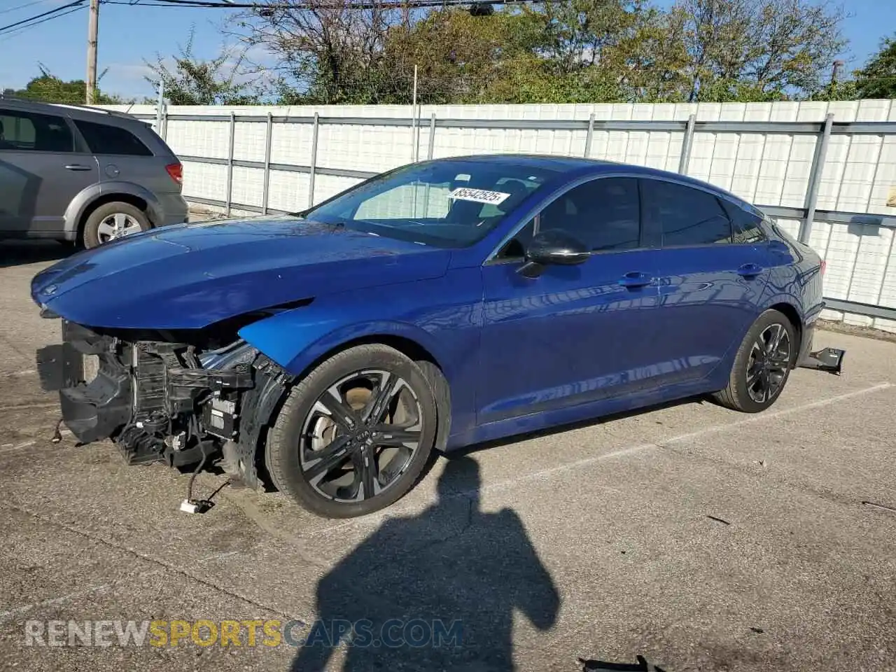 1 Photograph of a damaged car 5XXG64J2XMG079511 KIA K5 2021