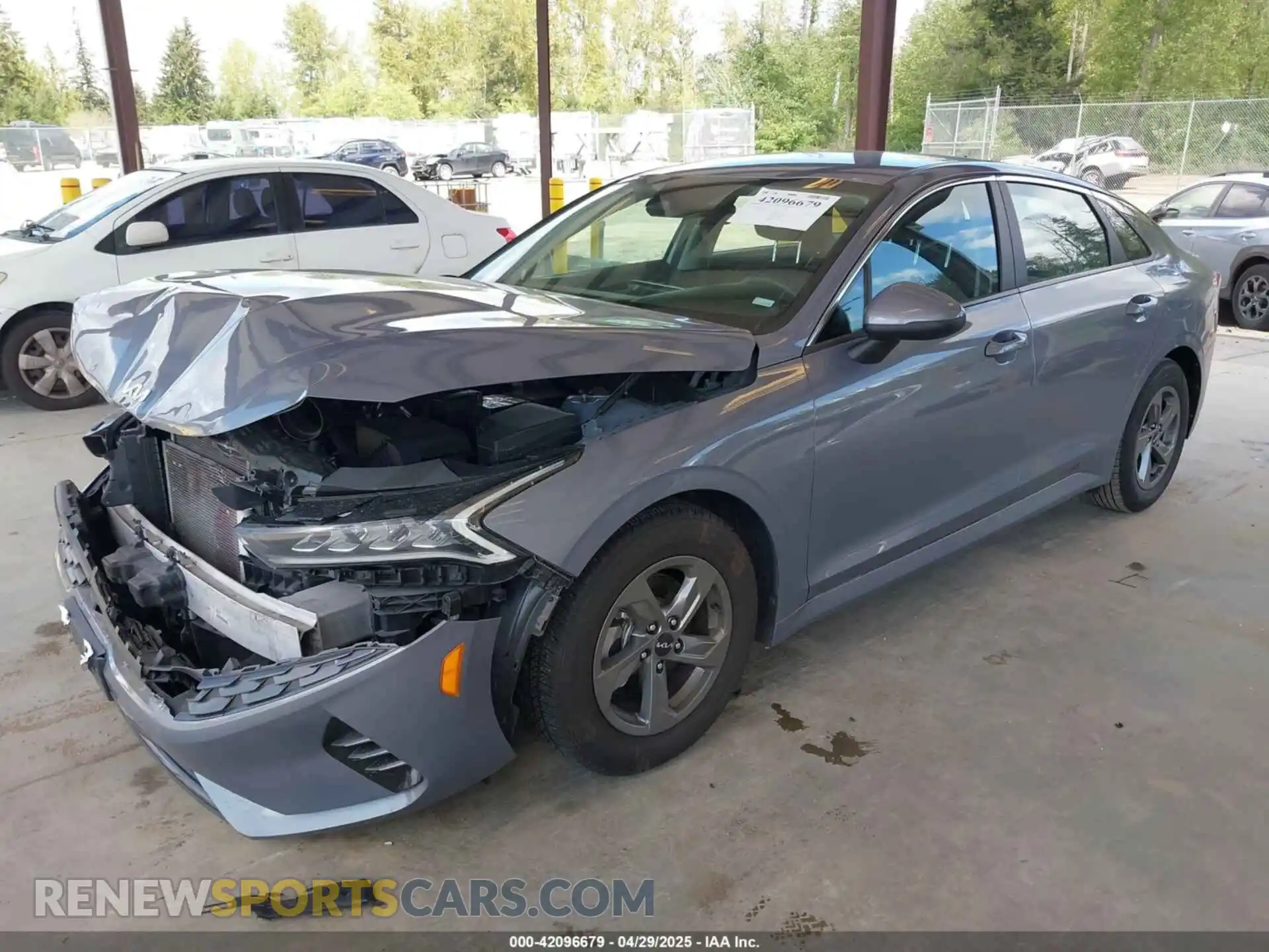 2 Photograph of a damaged car 5XXG14J23NG090639 KIA K5 2022