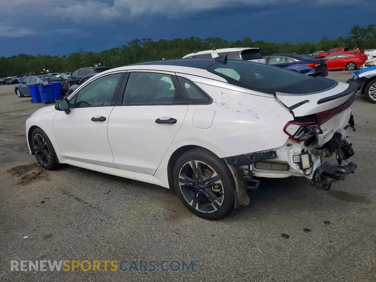 2 Photograph of a damaged car 5XXG64J27NG128049 KIA K5 2022