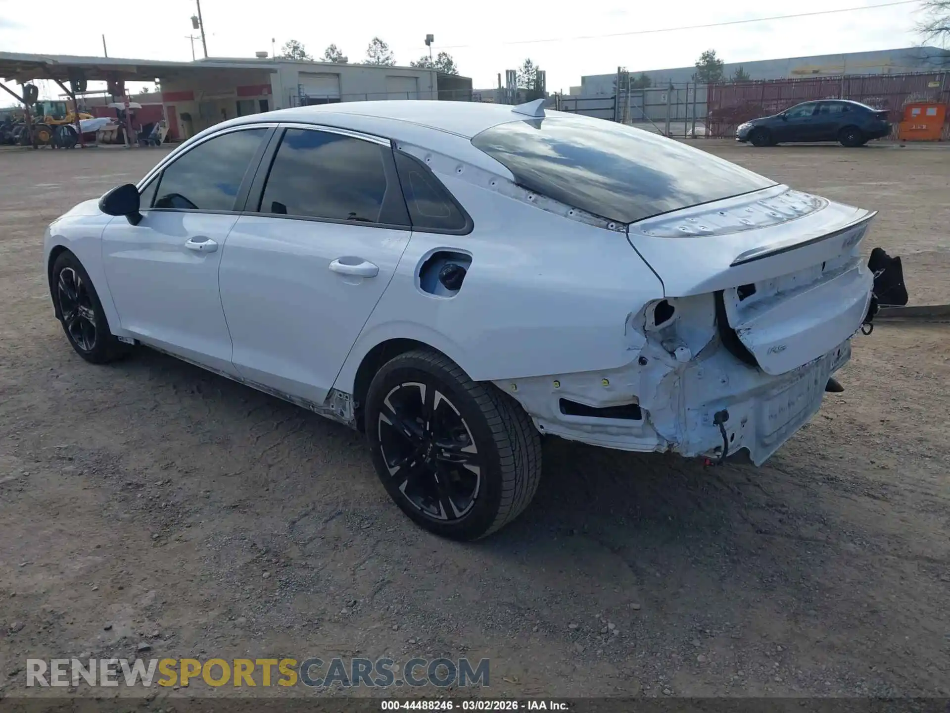 3 Photograph of a damaged car 5XXG64J29NG083695 KIA K5 2022