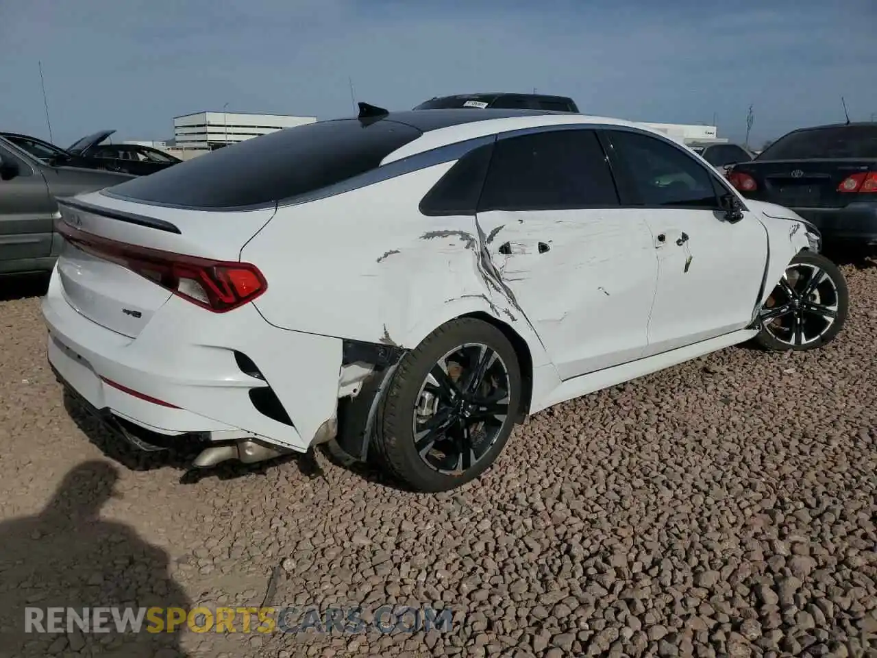 3 Photograph of a damaged car 5XXG64J29NG150487 KIA K5 2022