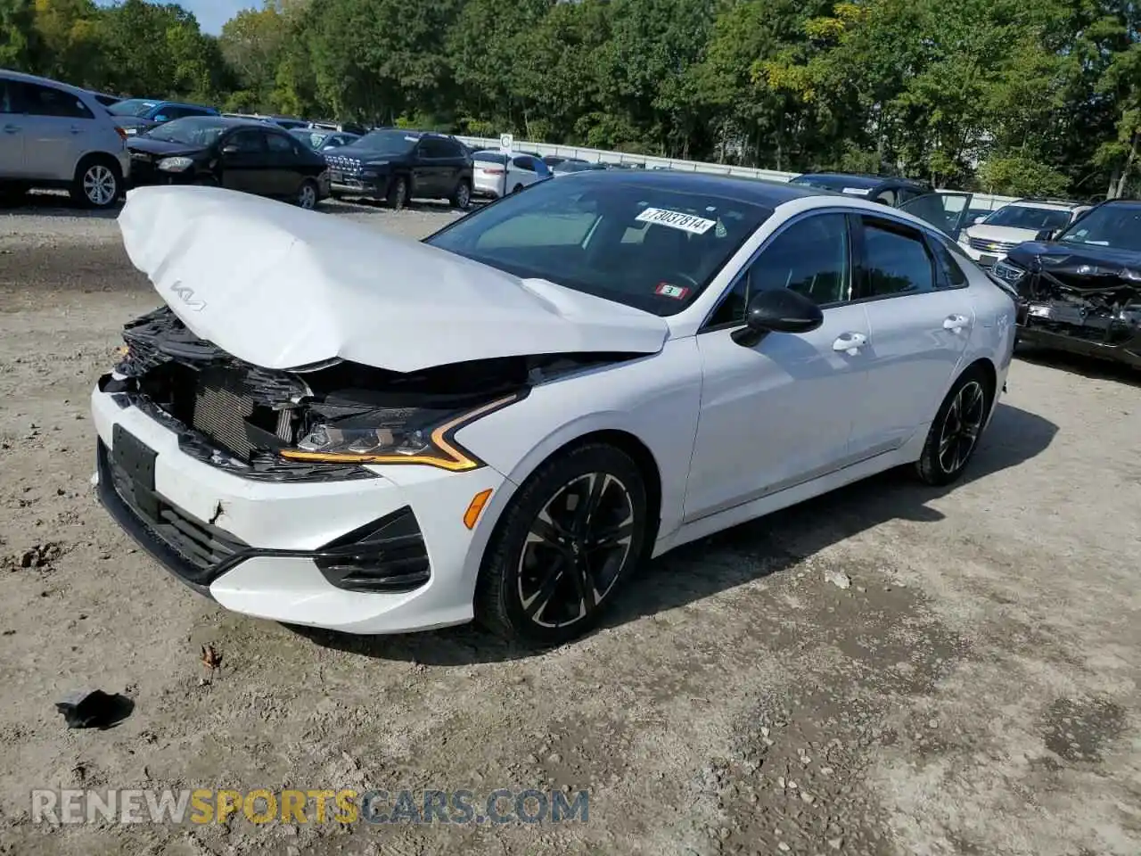 1 Photograph of a damaged car 5XXG64J2XNG121807 KIA K5 2022