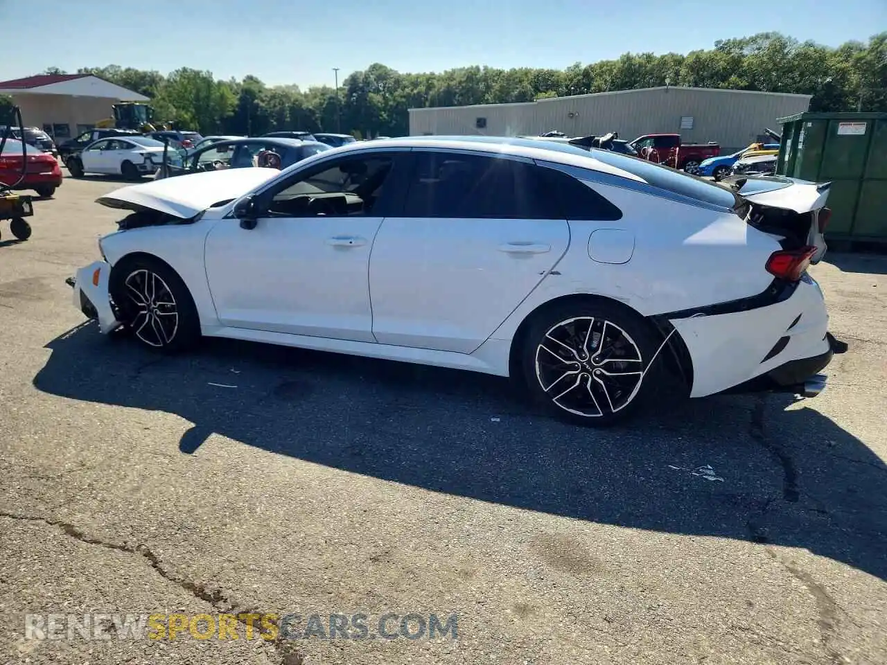 2 fotografías del automóvil dañado 5XXG44J82RG258269 KIA K5 2024