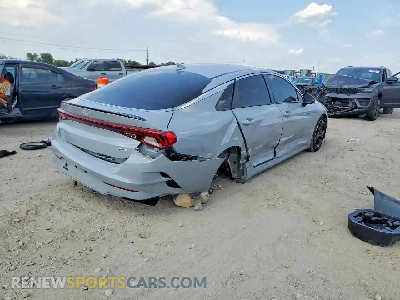 3 Photograph of a damaged car 5XXG64J27RG261268 KIA K5 2024