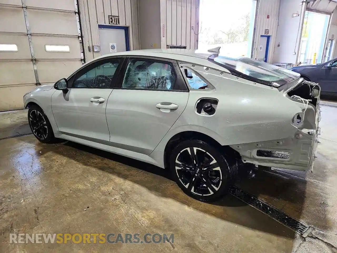 2 fotografías del automóvil dañado 5XXG64J29RG230913 KIA K5 2024