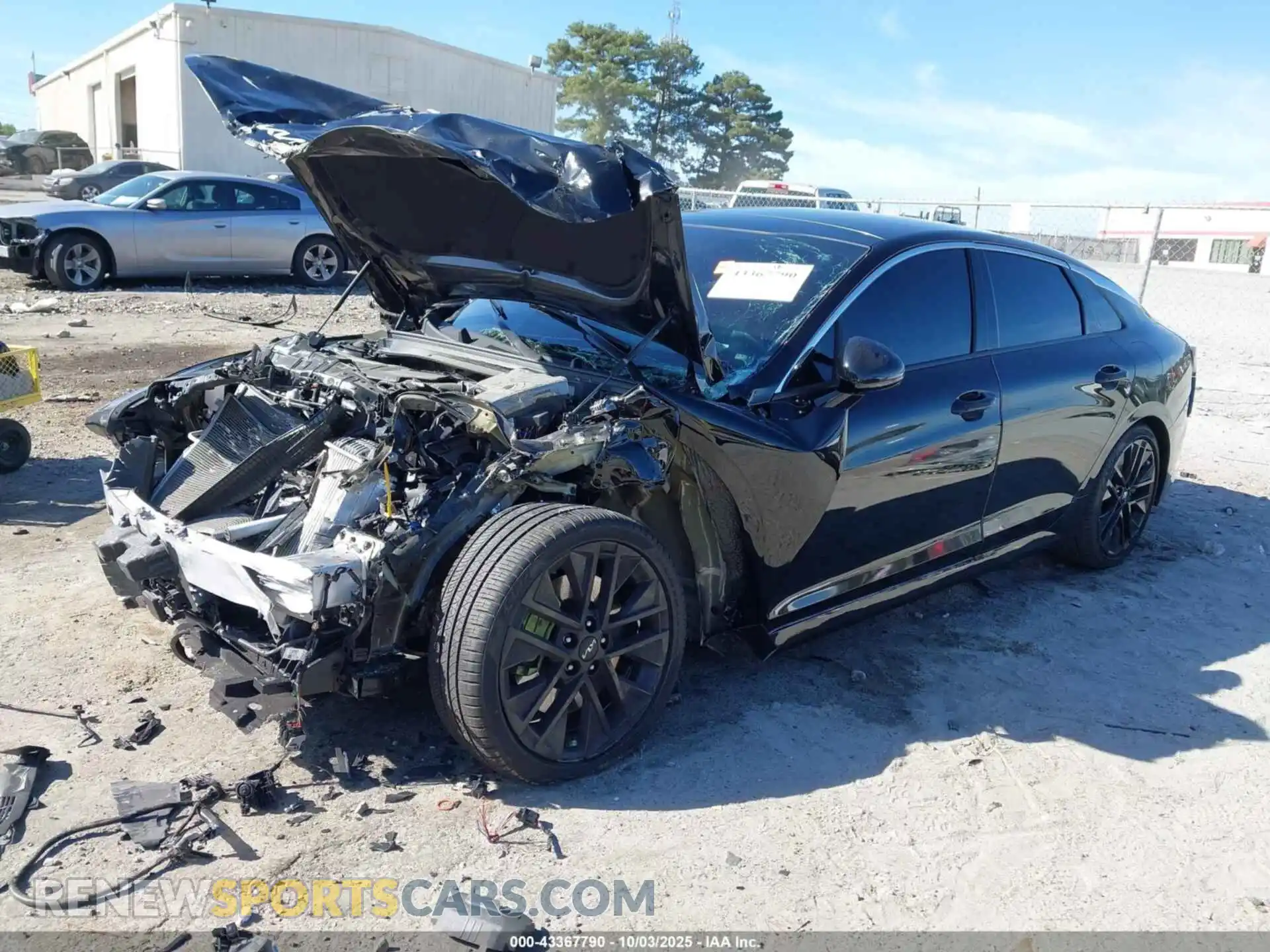 2 Photograph of a damaged car KNAG44J84S5341127 KIA K5 2025