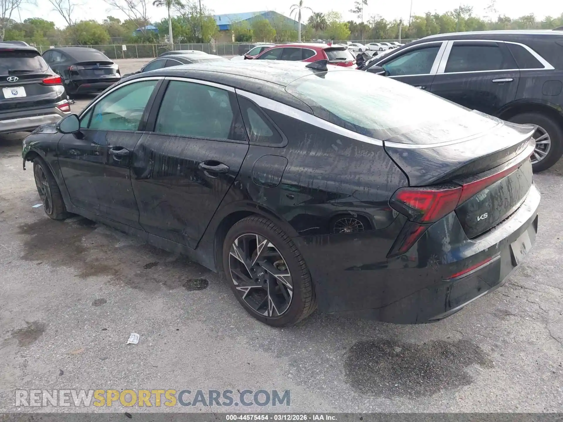 3 Photograph of a damaged car KNAG64J73S5371379 KIA K5 2025