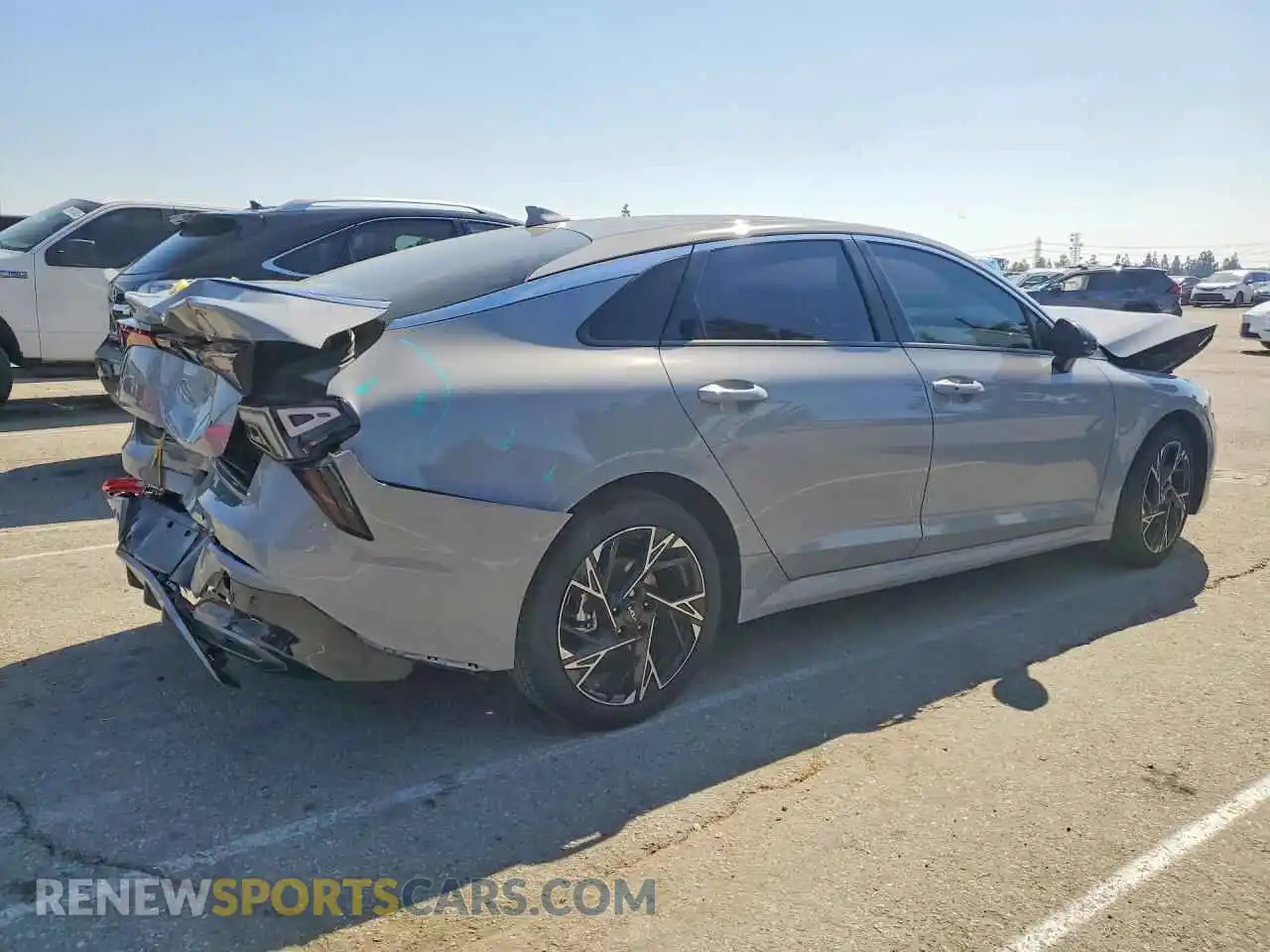 3 fotografías del automóvil dañado KNAG64J75S5385199 KIA K5 2025