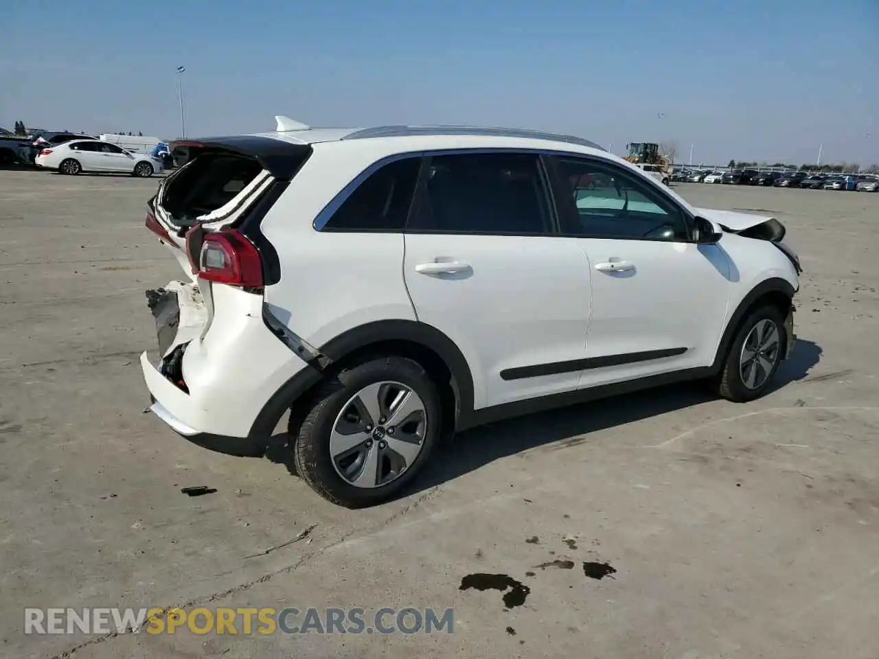 3 Photograph of a damaged car KNDCB3LC2K5353165 KIA NIRO 2019