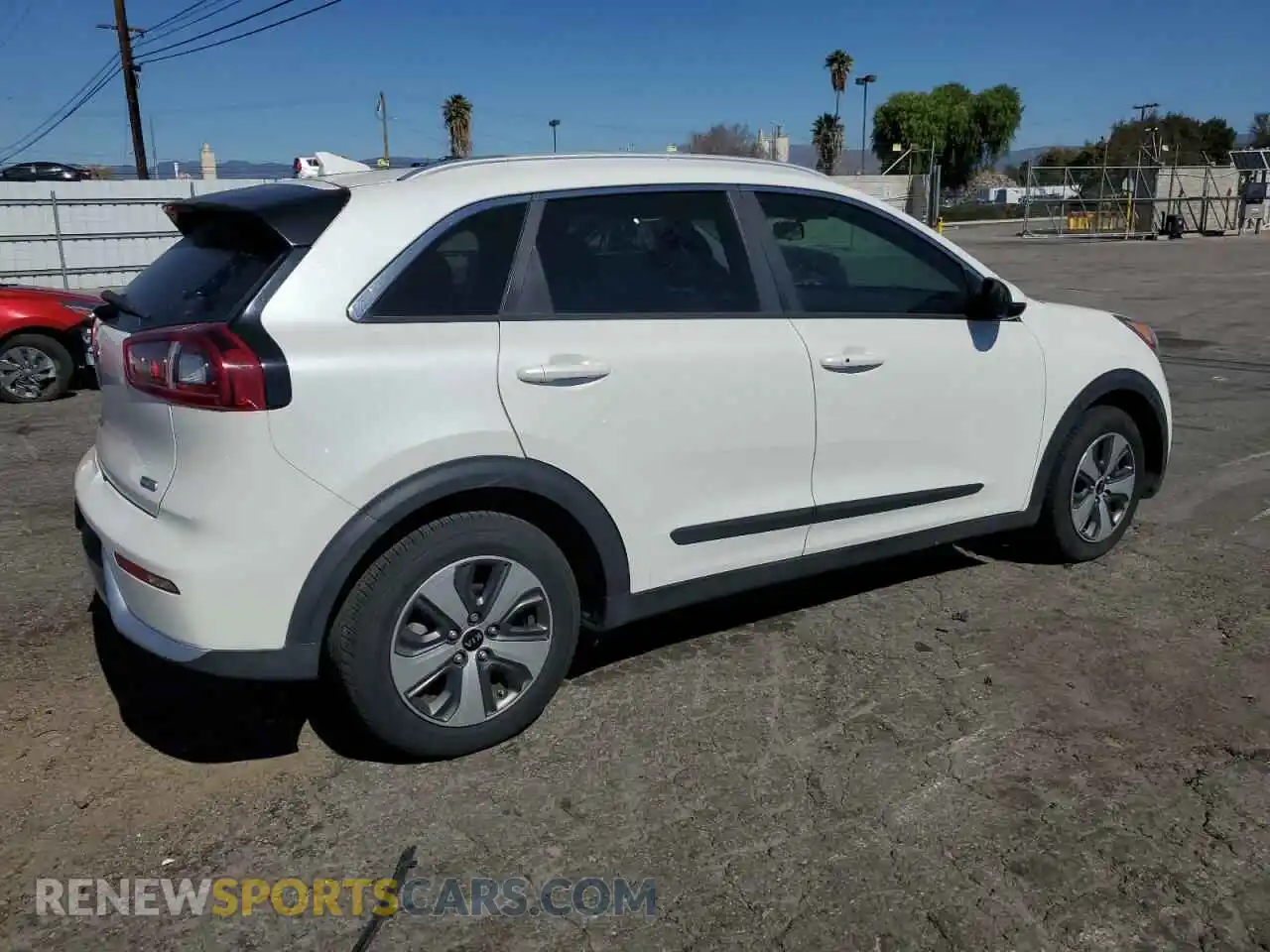 3 Photograph of a damaged car KNDCB3LC3K5348959 KIA NIRO 2019