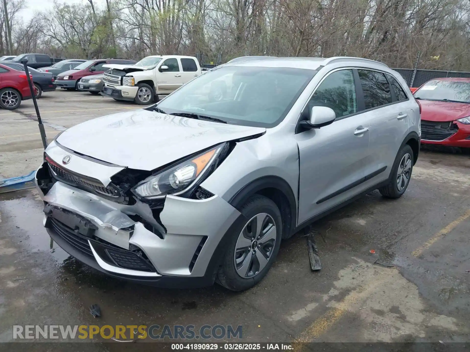 2 Photograph of a damaged car KNDCB3LC7K5233362 KIA NIRO 2019