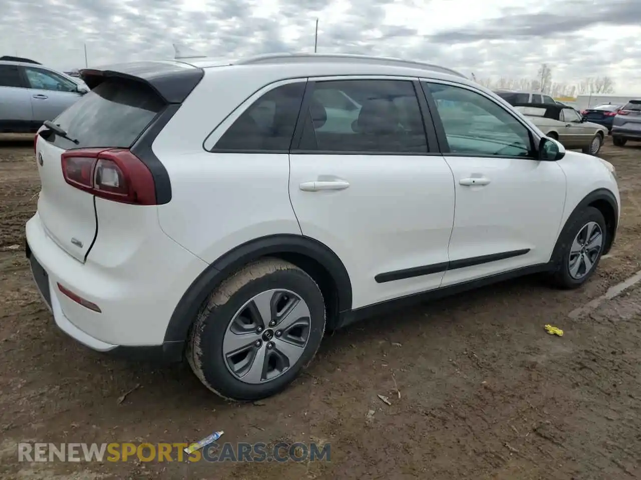 3 fotografías del automóvil dañado KNDCB3LC7K5266099 KIA NIRO 2019