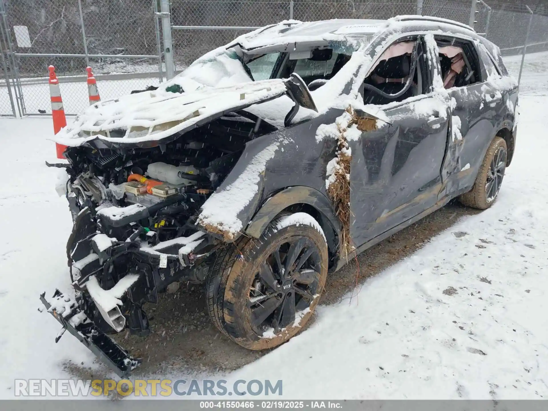 2 Photograph of a damaged car KNDCC3LC3K5257882 KIA NIRO 2019
