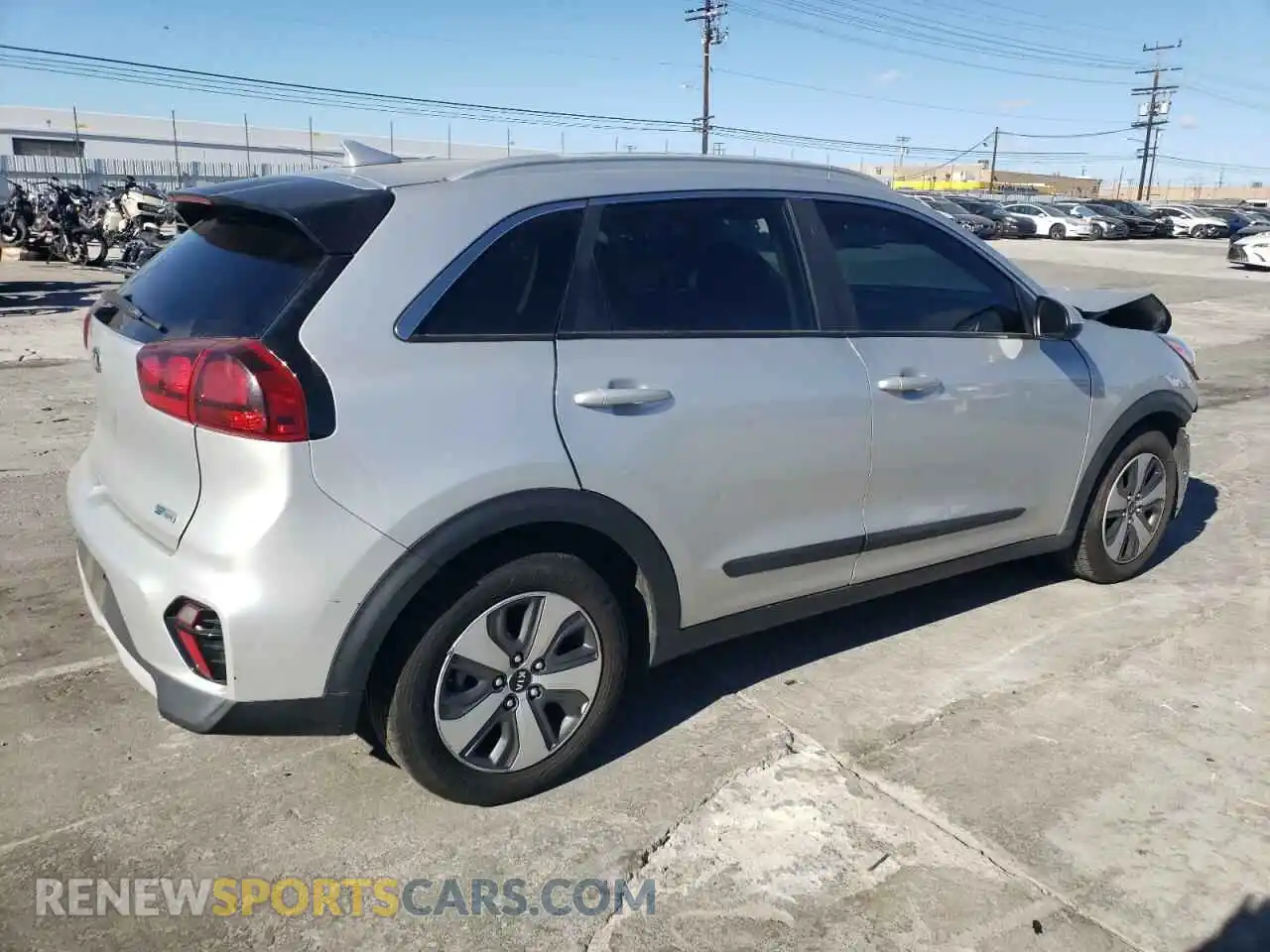 3 Photograph of a damaged car KNDCB3LC6L5394187 KIA NIRO 2020