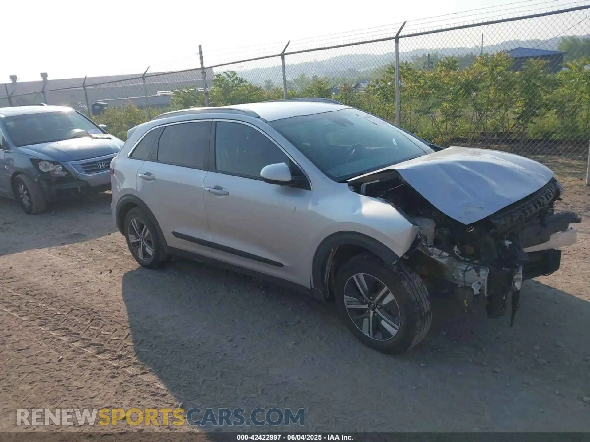 1 Photograph of a damaged car KNDCB3LC6L5436194 KIA NIRO 2020