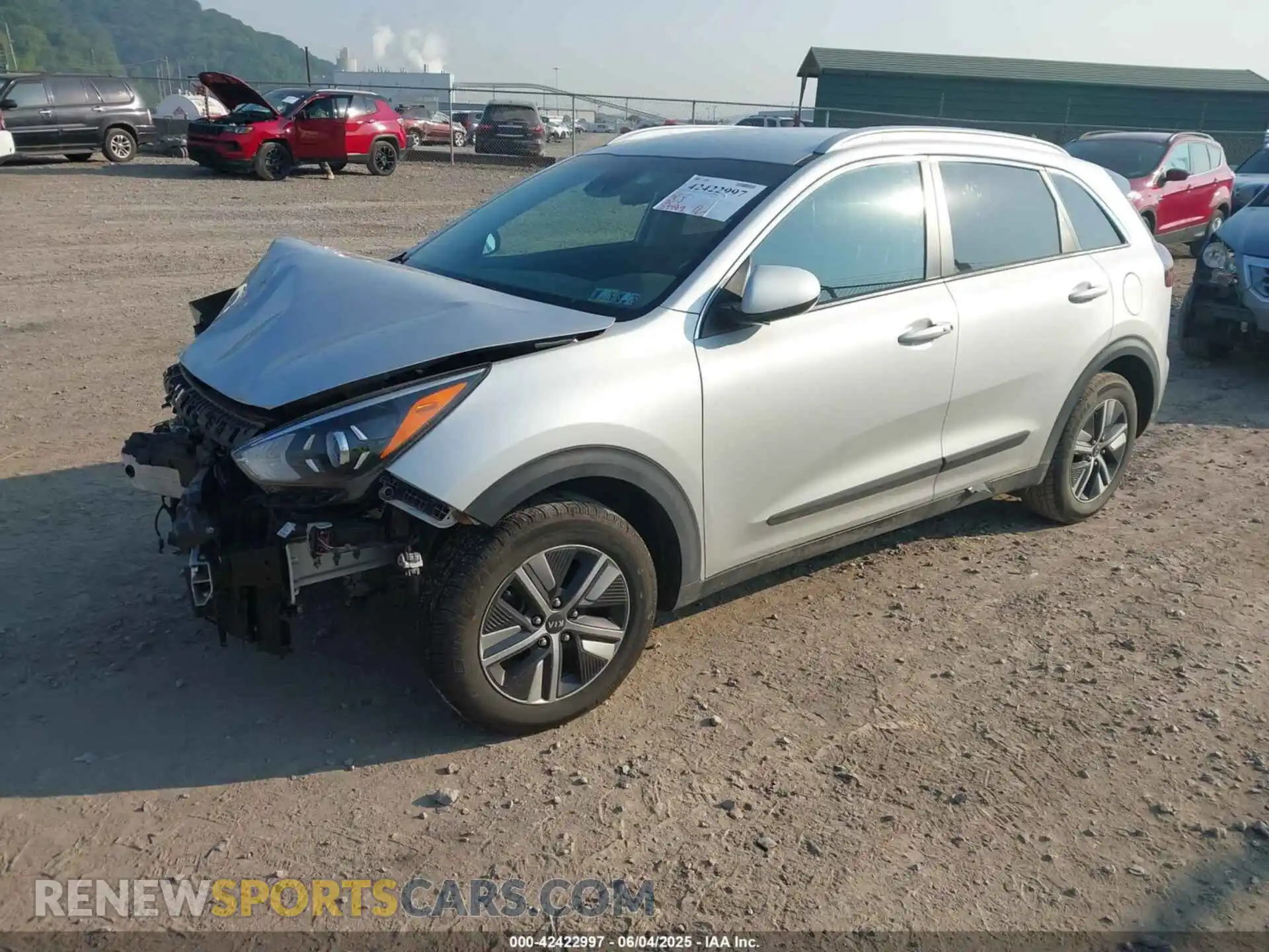2 Photograph of a damaged car KNDCB3LC6L5436194 KIA NIRO 2020