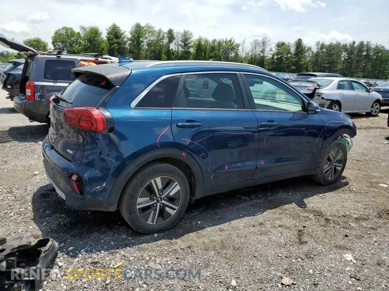 3 Photograph of a damaged car KNDCC3LD2L5363573 KIA NIRO 2020