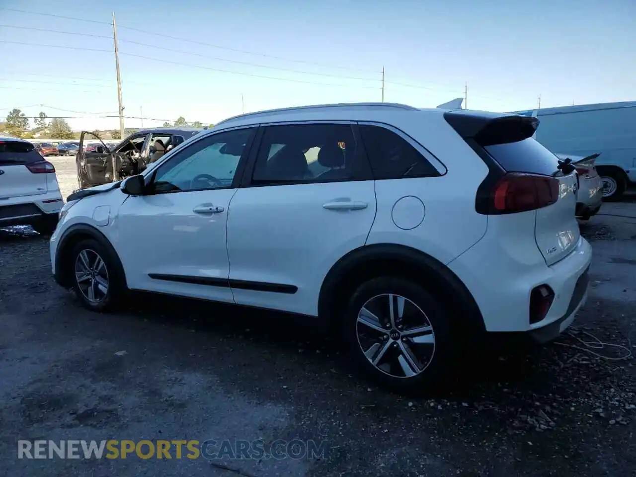 2 Photograph of a damaged car KNDCC3LD5L5364054 KIA NIRO 2020