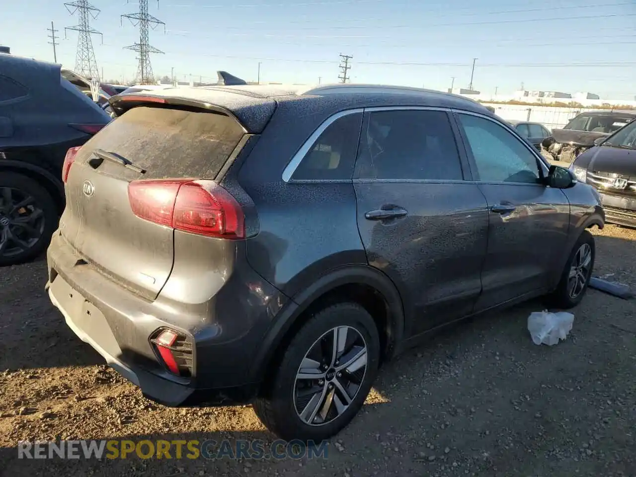 3 Photograph of a damaged car KNDCD3LD1L5387344 KIA NIRO 2020