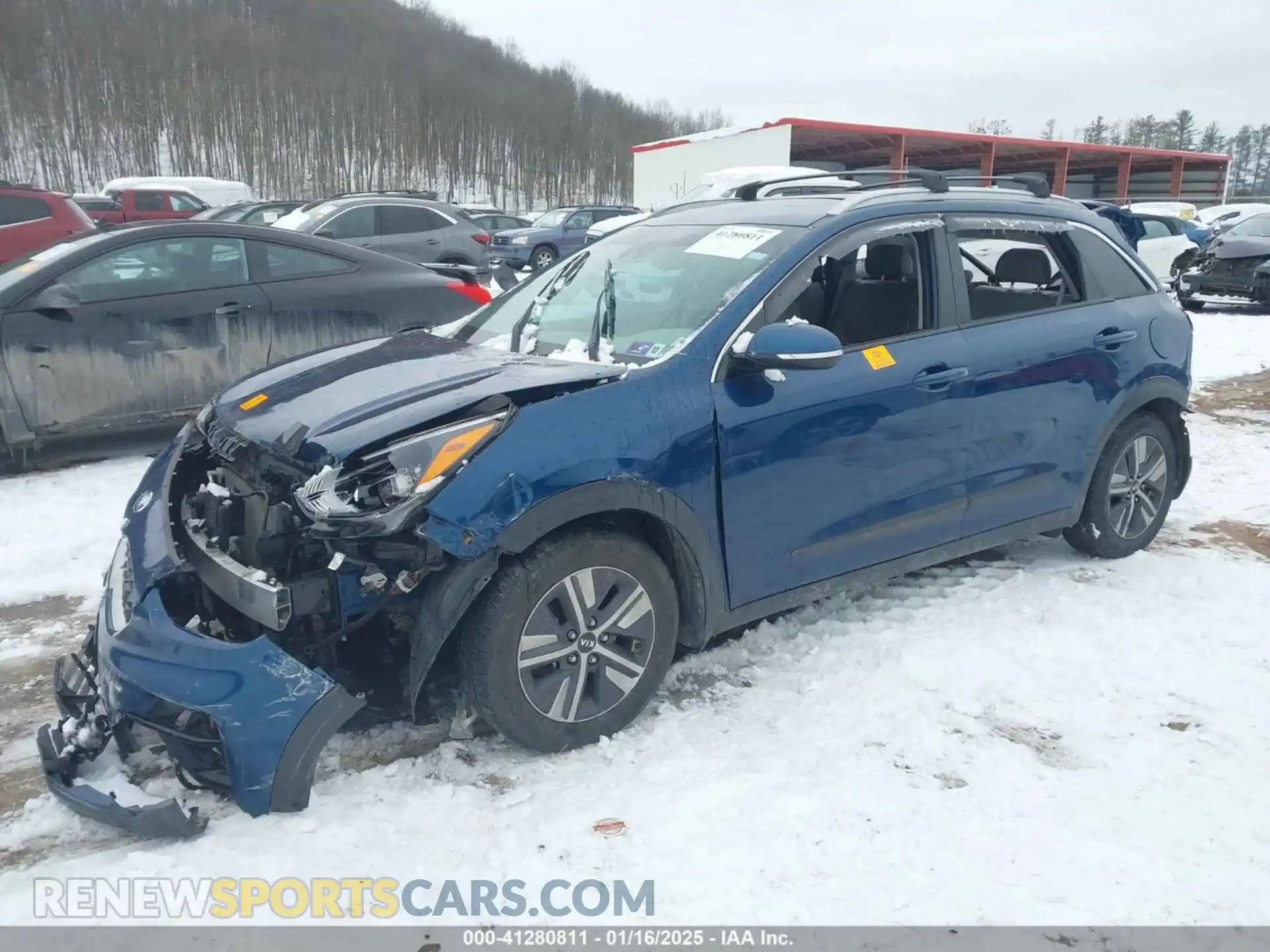 2 Photograph of a damaged car KNDCE3LC2L5366796 KIA NIRO 2020