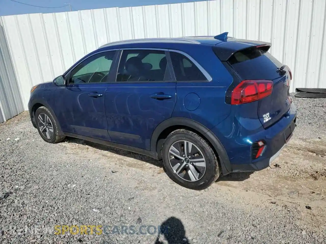 2 Photograph of a damaged car KNDCM3LD5L5391557 KIA NIRO 2020