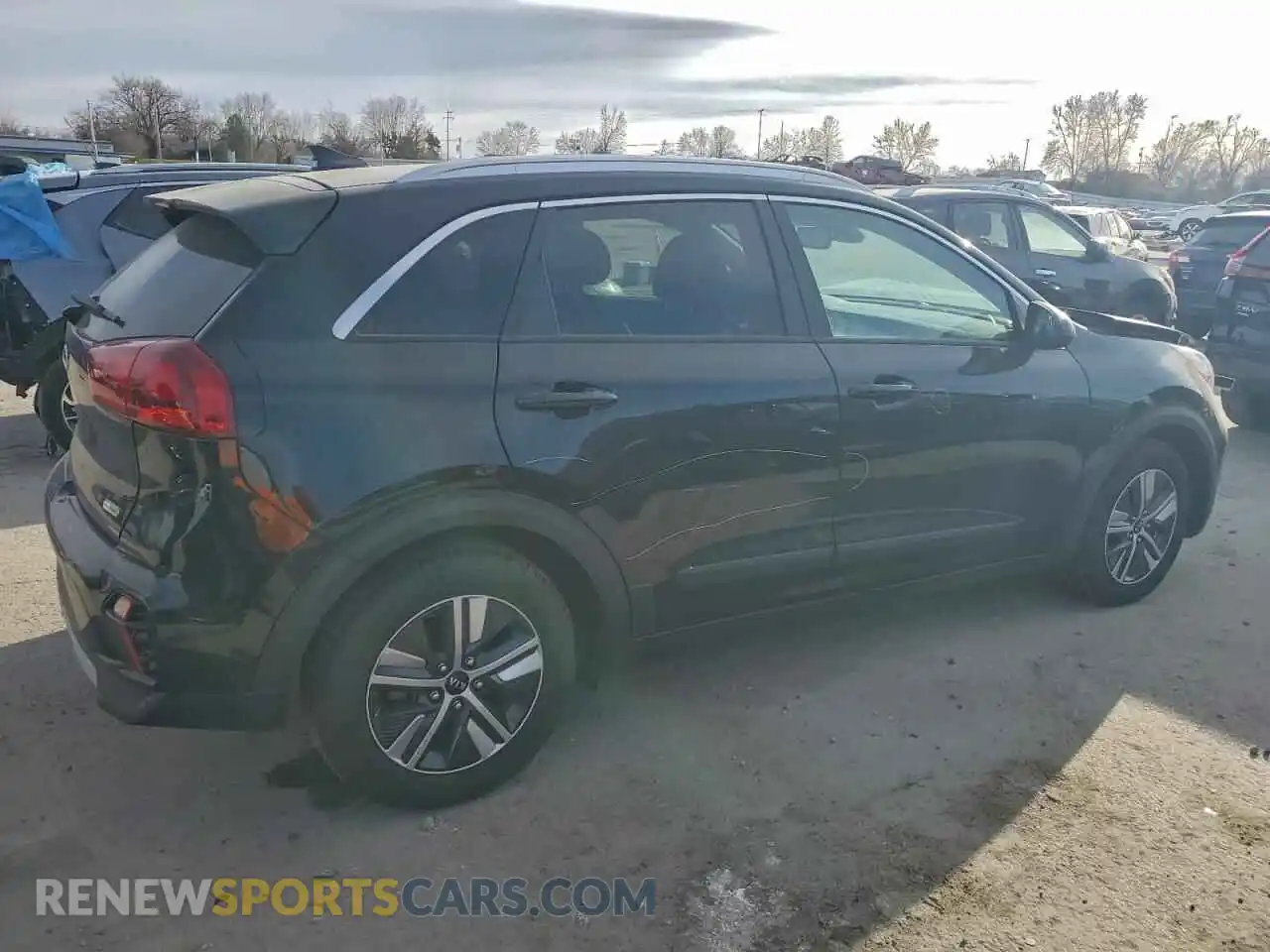 3 fotografías del automóvil dañado KNDCB3LC3M5464133 KIA NIRO 2021