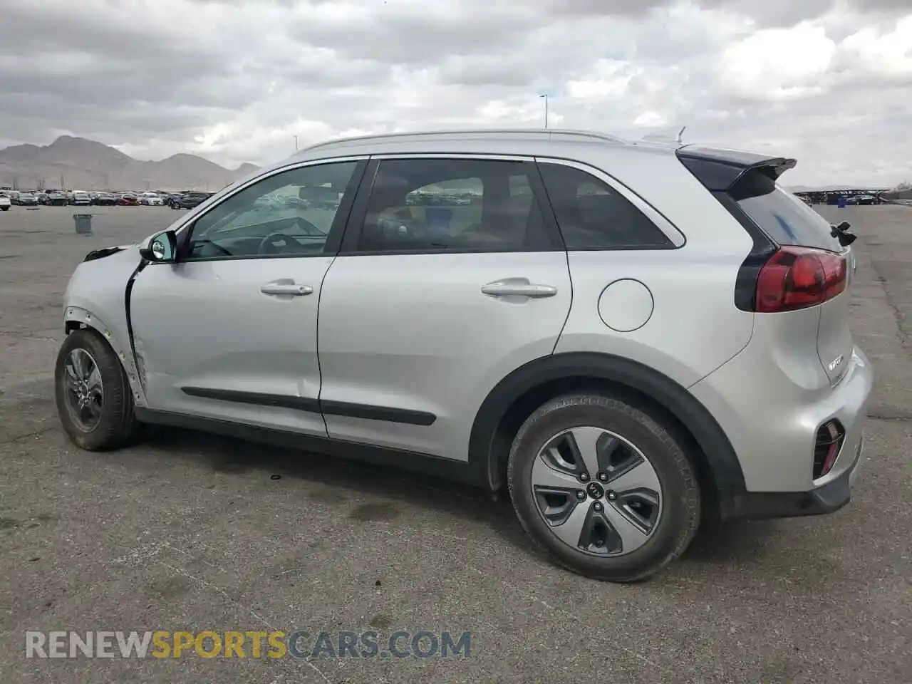 2 Photograph of a damaged car KNDCB3LC8M5470204 KIA NIRO 2021