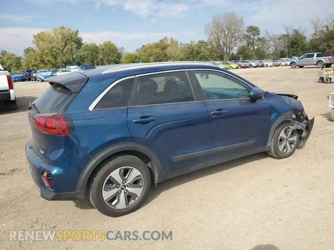 3 Photograph of a damaged car KNDCB3LC9M5487660 KIA NIRO 2021