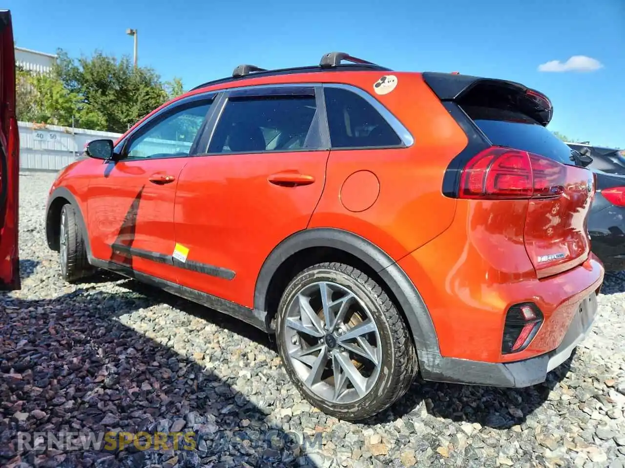 2 Photograph of a damaged car KNDCC3LC5M5480573 KIA NIRO 2021