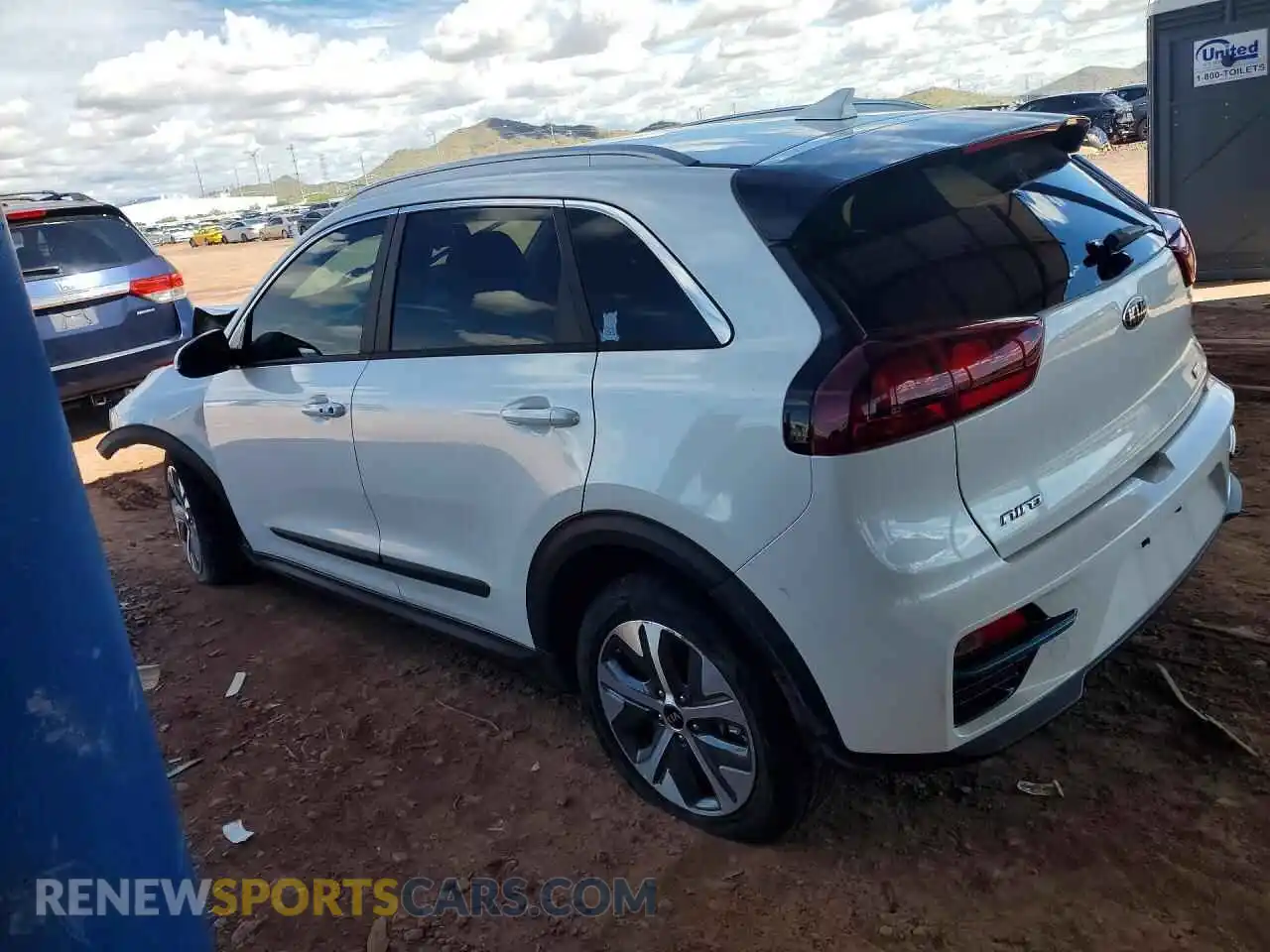 2 Photograph of a damaged car KNDCC3LGXM5107323 KIA NIRO 2021