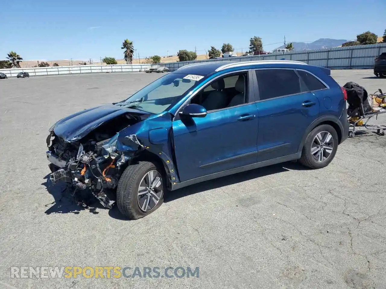 1 Photograph of a damaged car KNDCD3LD7M5474070 KIA NIRO 2021