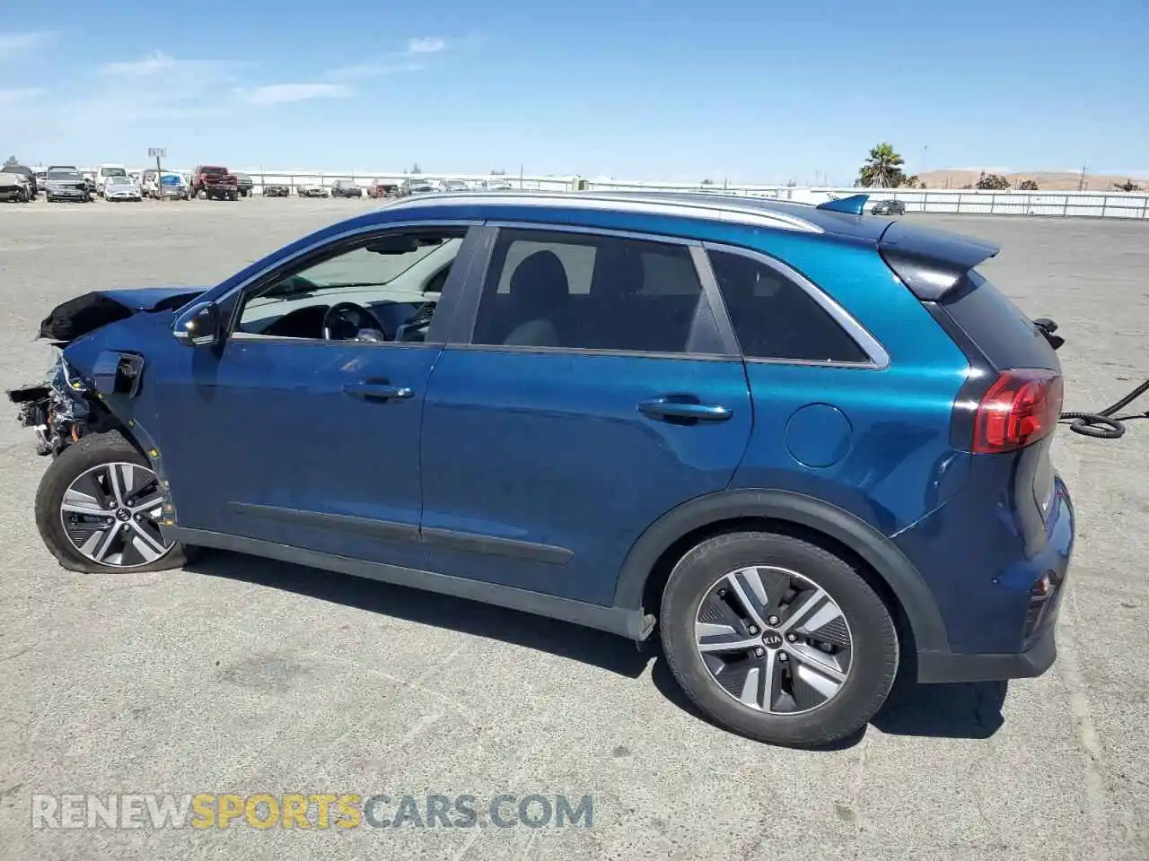 2 Photograph of a damaged car KNDCD3LD7M5474070 KIA NIRO 2021