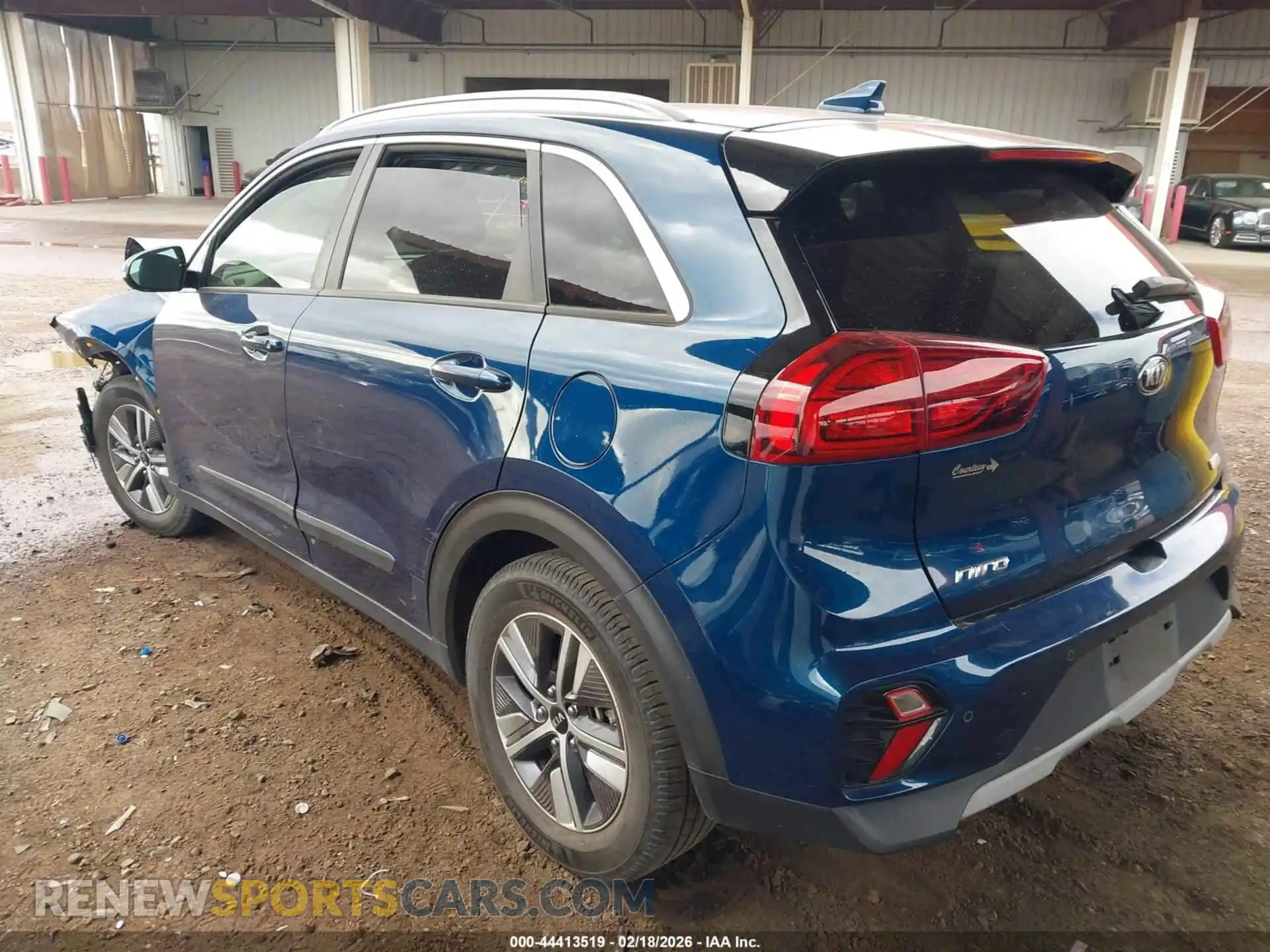 3 Photograph of a damaged car KNDCE3LC5M5465212 KIA NIRO 2021