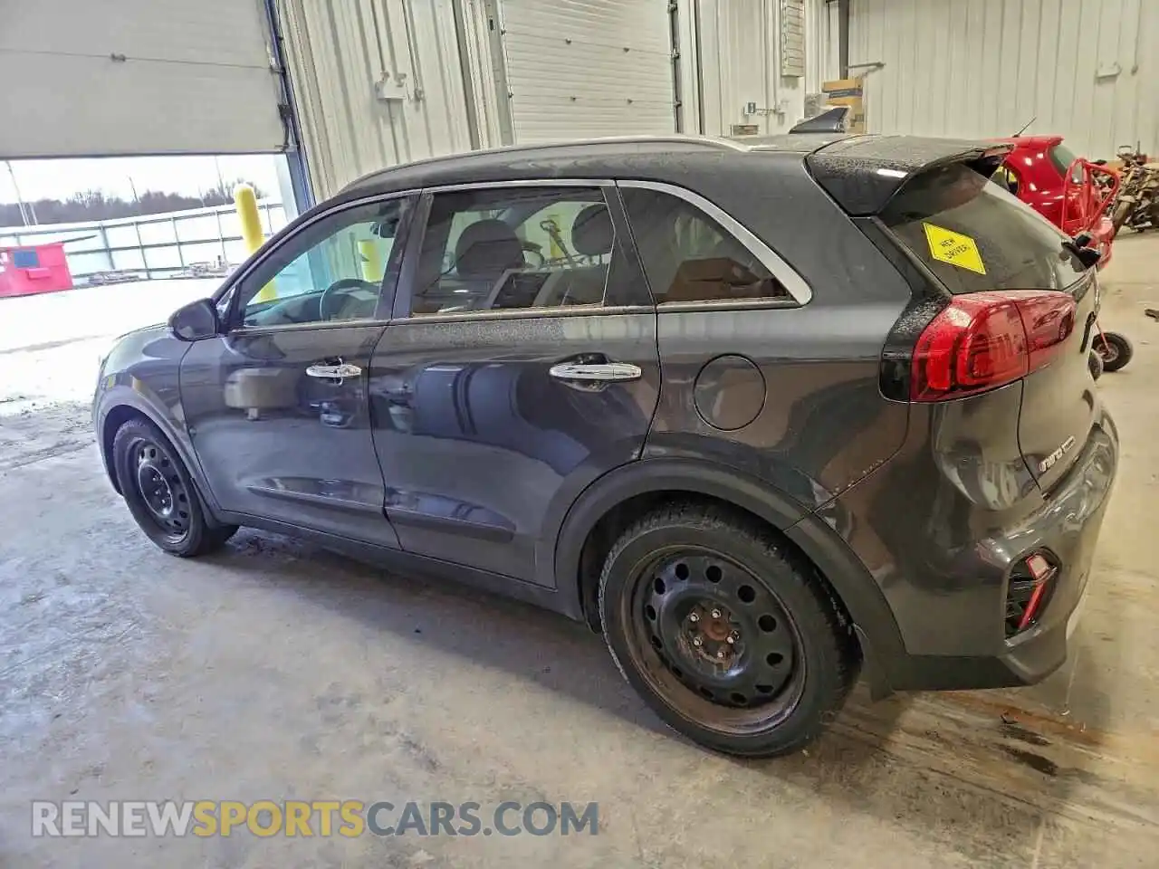 2 Photograph of a damaged car KNDCE3LC7M5466085 KIA NIRO 2021