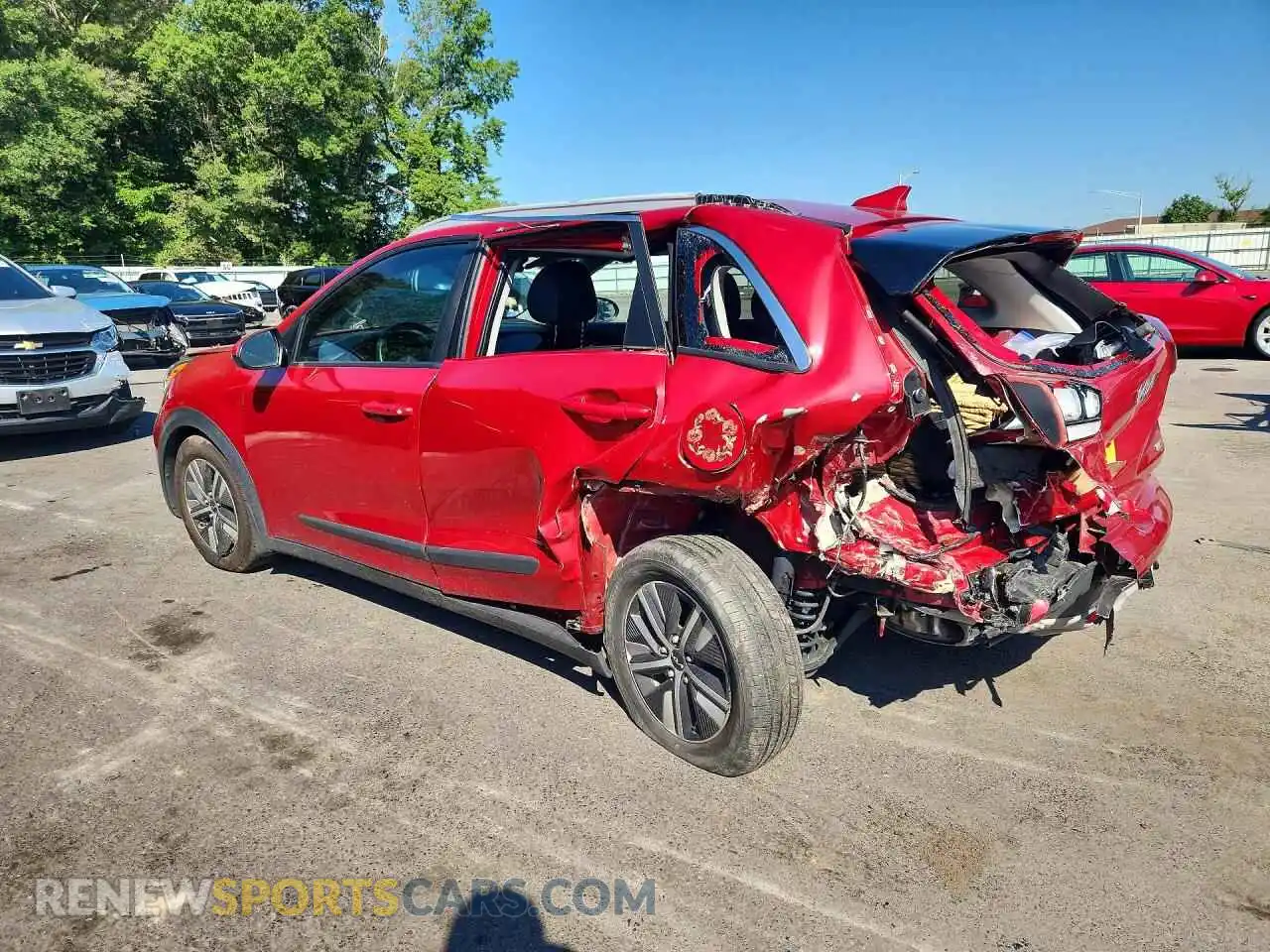 2 fotografías del automóvil dañado KNDCB3LC2N5525294 KIA NIRO 2022