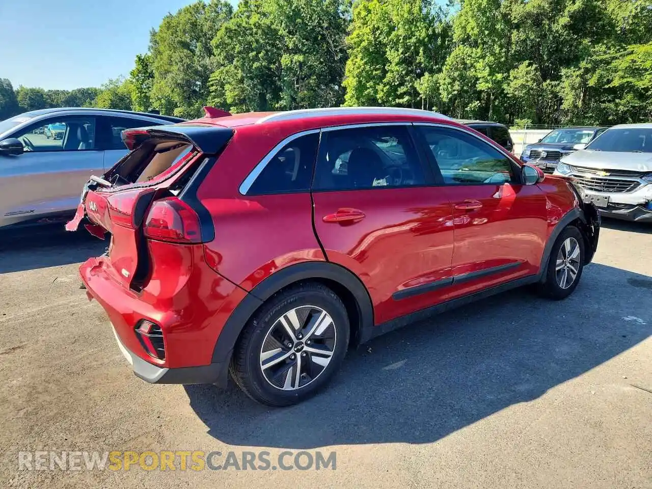 3 fotografías del automóvil dañado KNDCB3LC2N5525294 KIA NIRO 2022