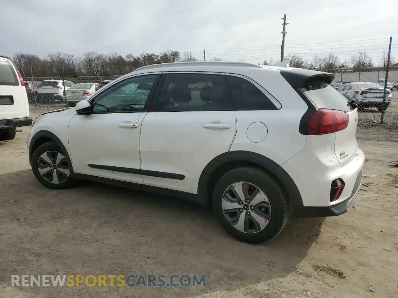 2 Photograph of a damaged car KNDCB3LC3N5510061 KIA NIRO 2022