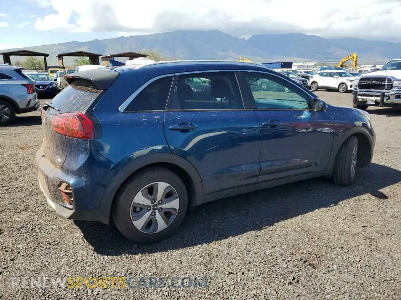 3 Photograph of a damaged car KNDCB3LC6N5500771 KIA NIRO 2022