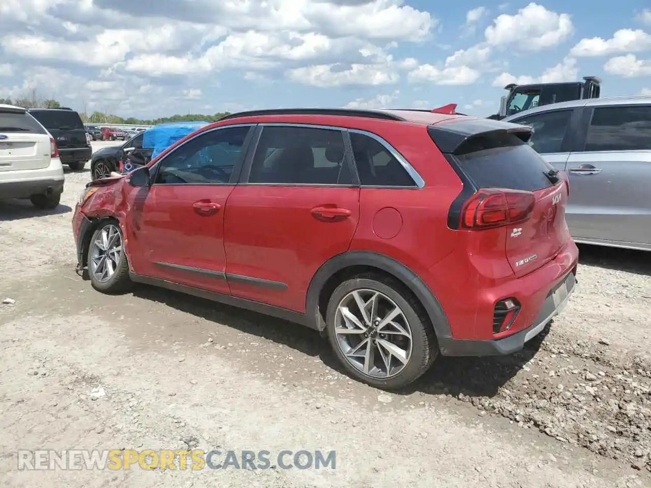 2 Photograph of a damaged car KNDCC3LC4N5530221 KIA NIRO 2022