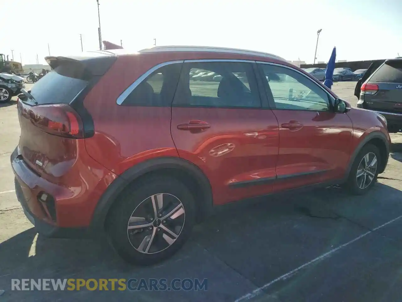 3 Photograph of a damaged car KNDCD3LD5N5490771 KIA NIRO 2022