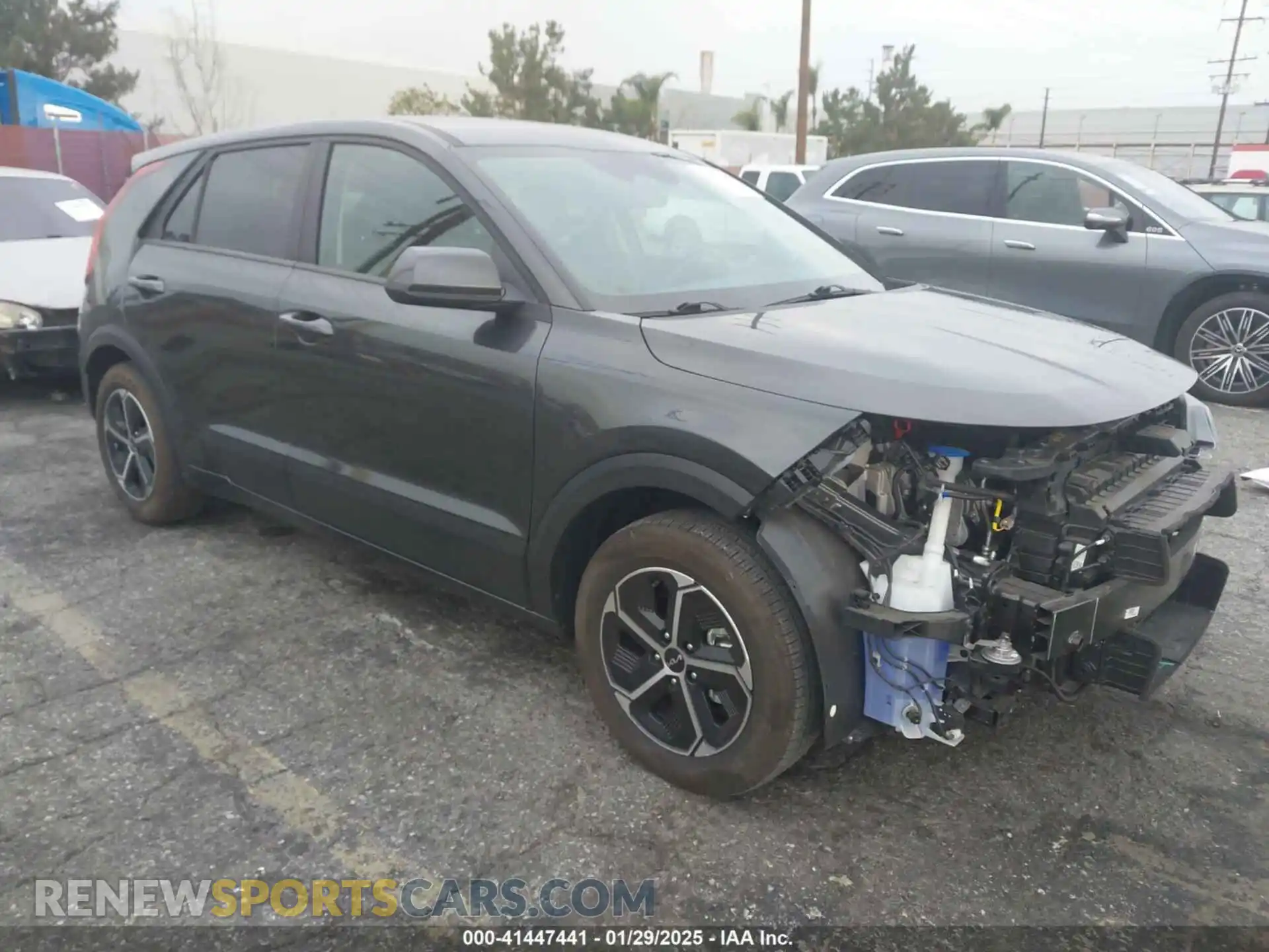 1 Photograph of a damaged car KNDCP3LE1P5116595 KIA NIRO 2023